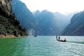 Phân tích người lái đò sông đà ngắn gọn hay nhất. 1 Phân tích người lái đò sông đà ngắn gọn hay nhất.